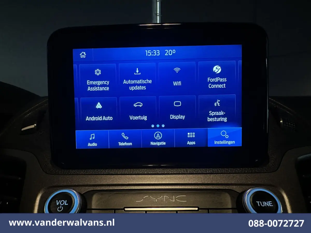 2.0 TDCI 120pk L2H1 Euro6 Airco | Camera | Navigatie | Android Auto | Stoelverwarming | Verwarmde Voorruit Parkeersensoren, 1500kg trekvermogen