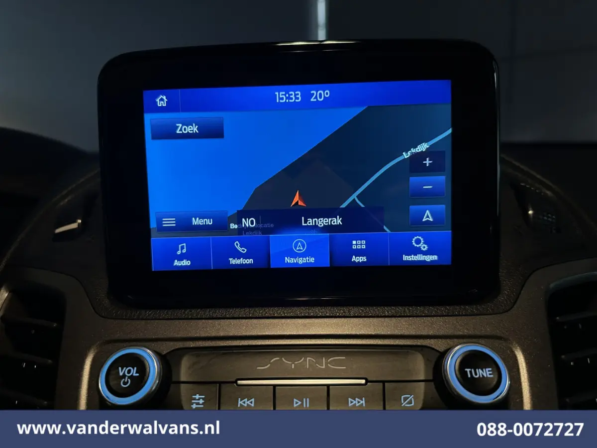 2.0 TDCI 120pk L2H1 Euro6 Airco | Camera | Navigatie | Android Auto | Stoelverwarming | Verwarmde Voorruit Parkeersensoren, 1500kg trekvermogen