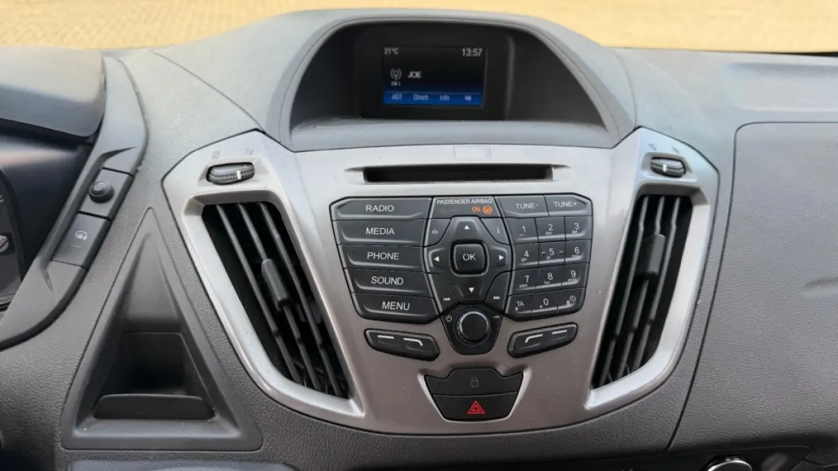2.0 TDCI 77KW 105PK L2H1 EURO 6 AIRCO/ CRUISE CONTROL/ TREKHAAK/ 100% DEALERONDERHOUDEN
