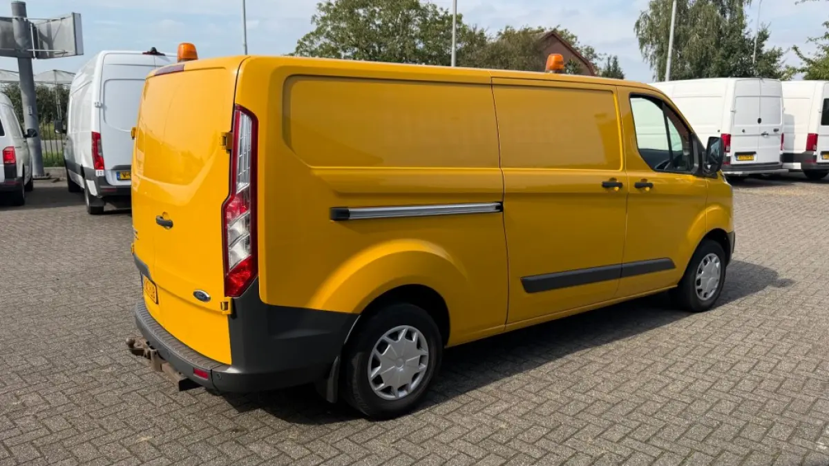 2.0 TDCI 77KW 105PK L2H1 EURO 6 AIRCO/ CRUISE CONTROL/ TREKHAAK/ 100% DEALERONDERHOUDEN