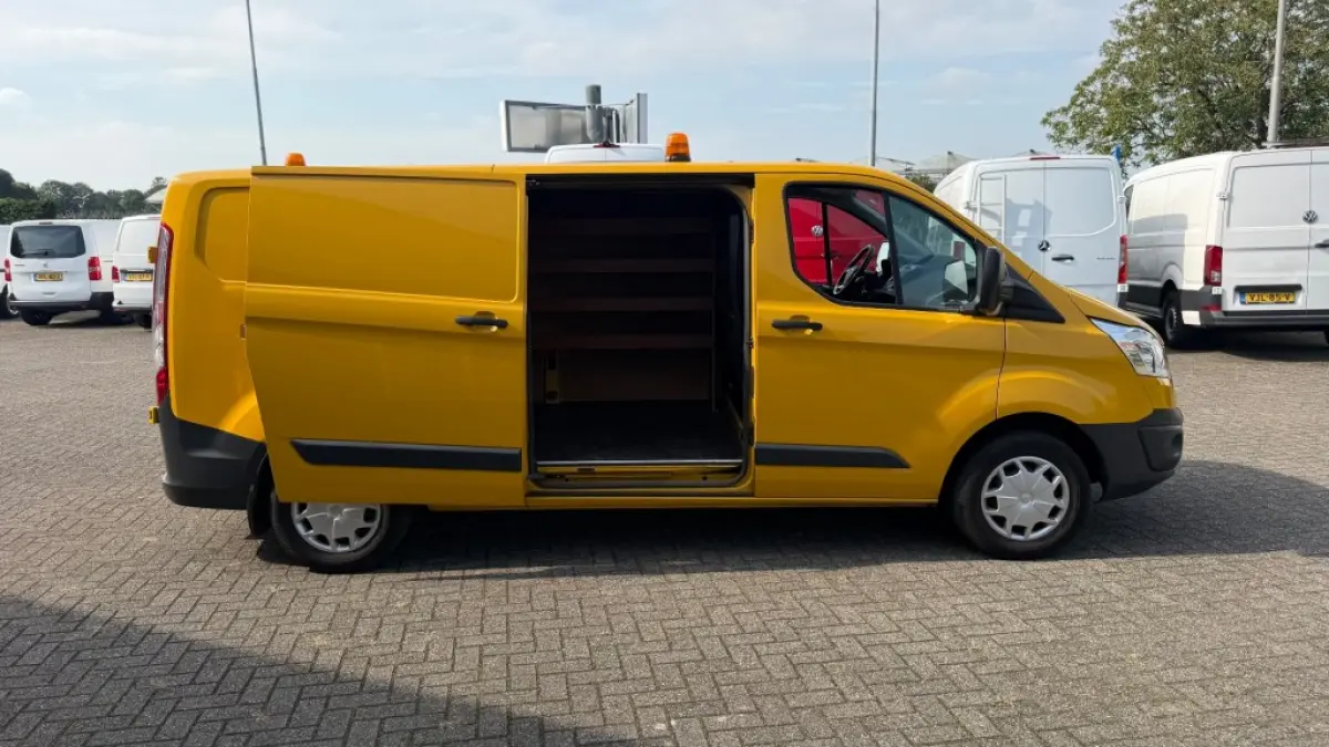 2.0 TDCI 77KW 105PK L2H1 EURO 6 AIRCO/ CRUISE CONTROL/ TREKHAAK/ 100% DEALERONDERHOUDEN