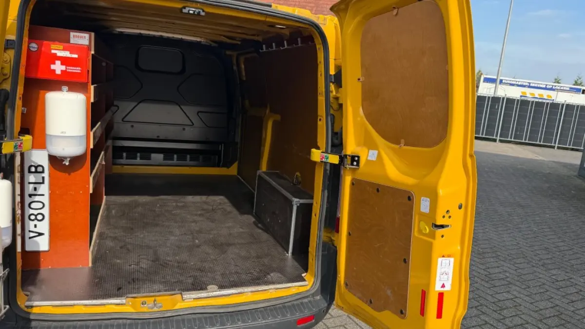 2.0 TDCI 77KW 105PK L2H1 EURO 6 AIRCO/ CRUISE CONTROL/ TREKHAAK/ 100% DEALERONDERHOUDEN