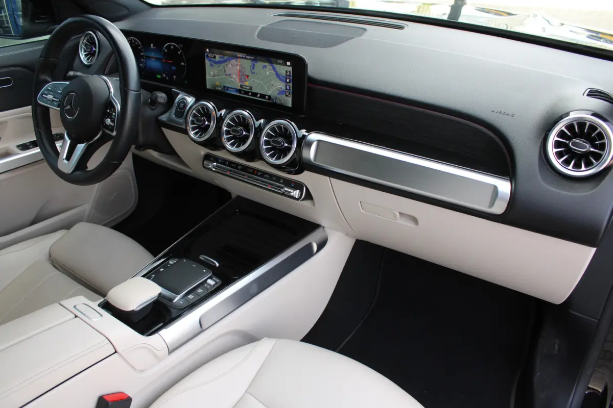 350 4MATIC 67 kWh (SOH 97,64%) Luxury Line LEDER DISTRONIC SFEER 360-CAMERA CARPLAY