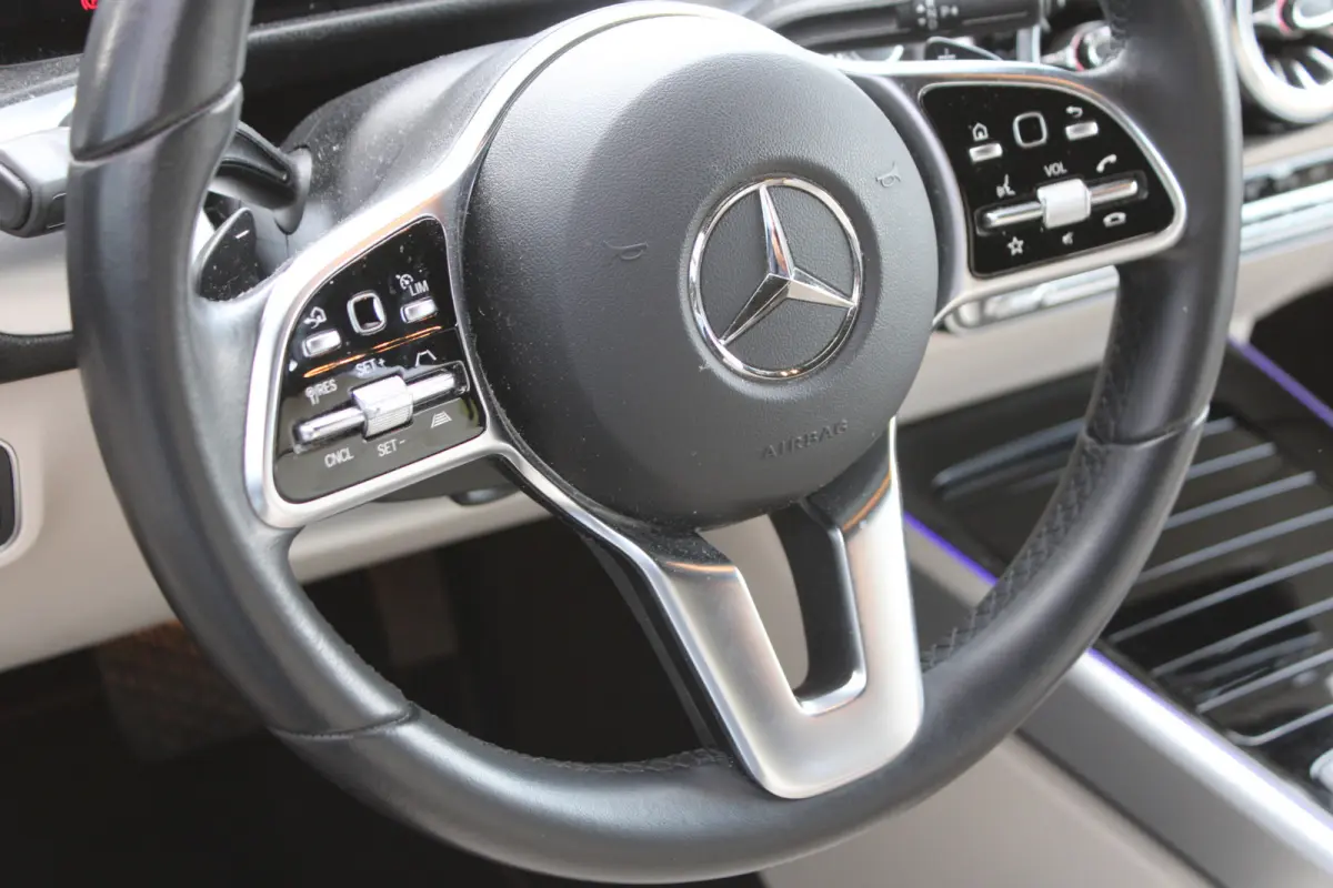 350 4MATIC 67 kWh (SOH 97,64%) Luxury Line LEDER DISTRONIC SFEER 360-CAMERA CARPLAY