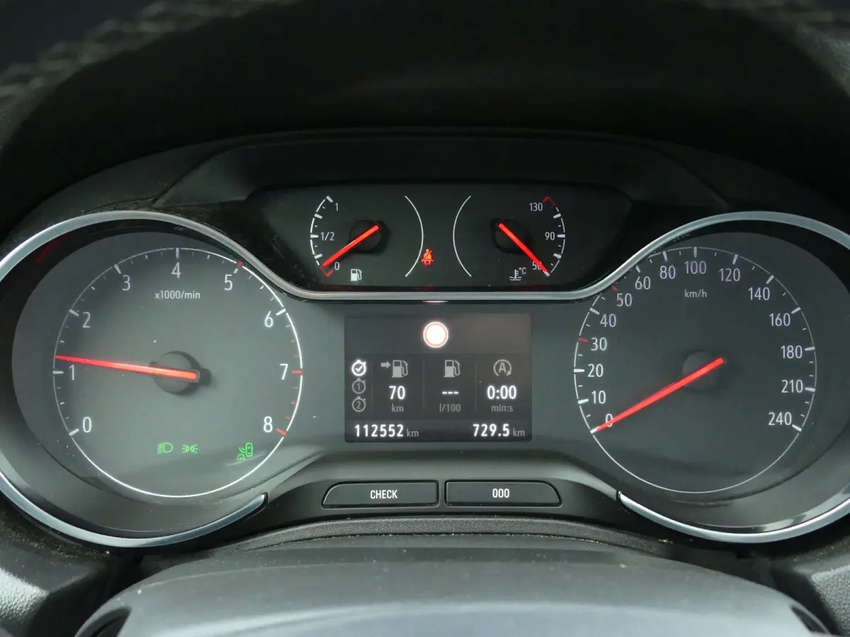 1.2 Turbo Business / Carplay