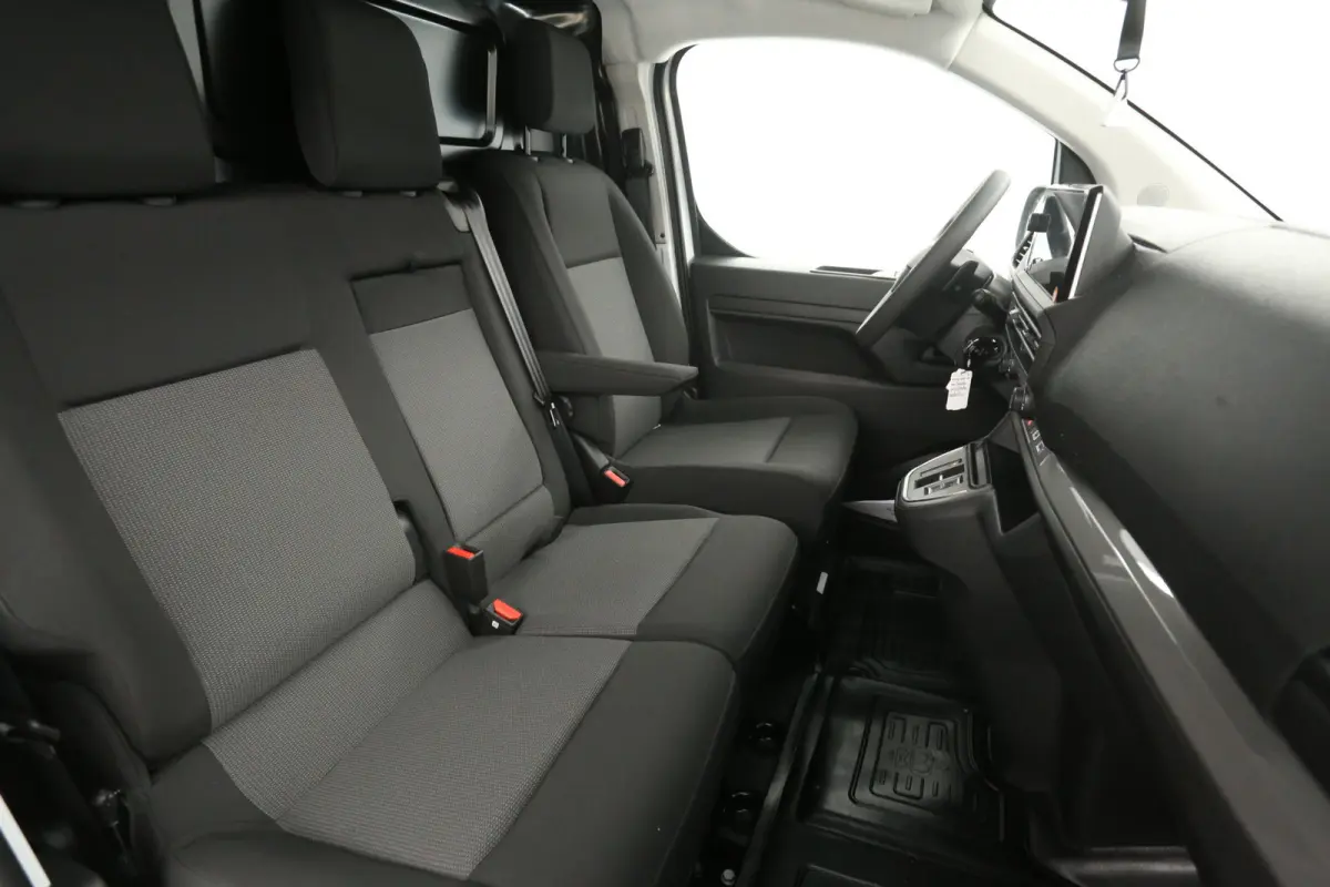 Electric 75 kWh Range L2H1 | NIEUW | Snelladen | SOH 97% | Virtual | Airco | Camera | Cruise | 3 Zits | Carplay | Navi