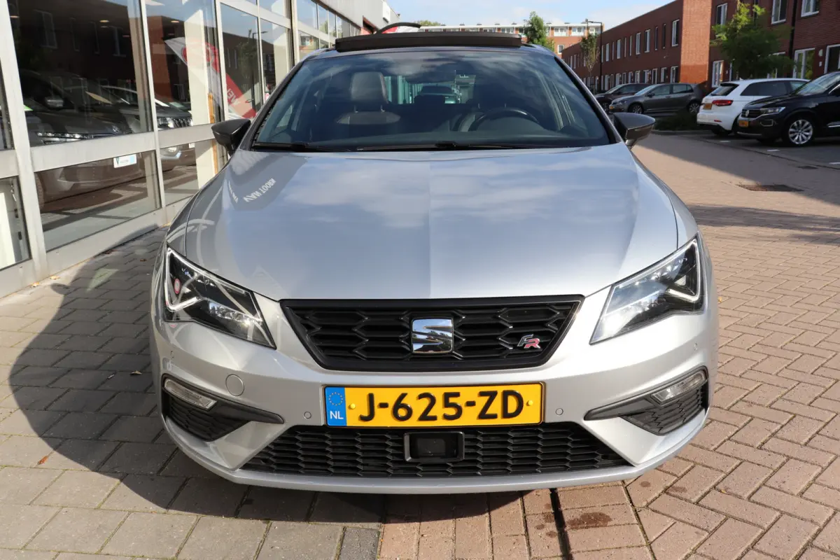 1.5 TSI FR Ultimate Edition Black. Automaat , panoramadak.