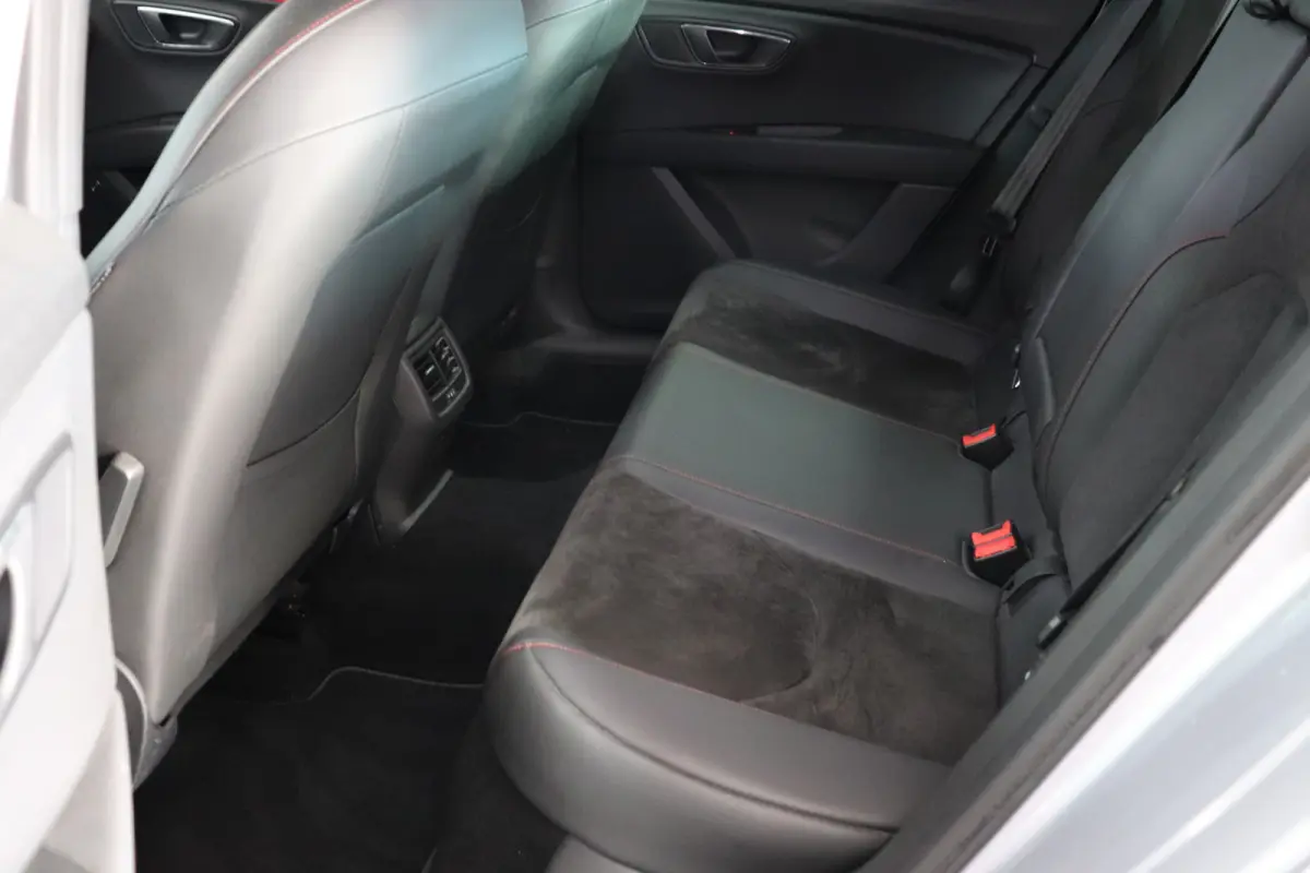 1.5 TSI FR Ultimate Edition Black. Automaat , panoramadak.