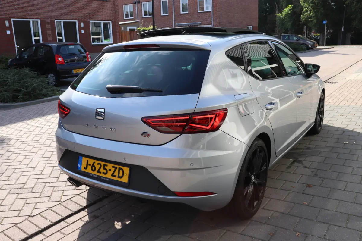 1.5 TSI FR Ultimate Edition Black. Automaat , panoramadak.