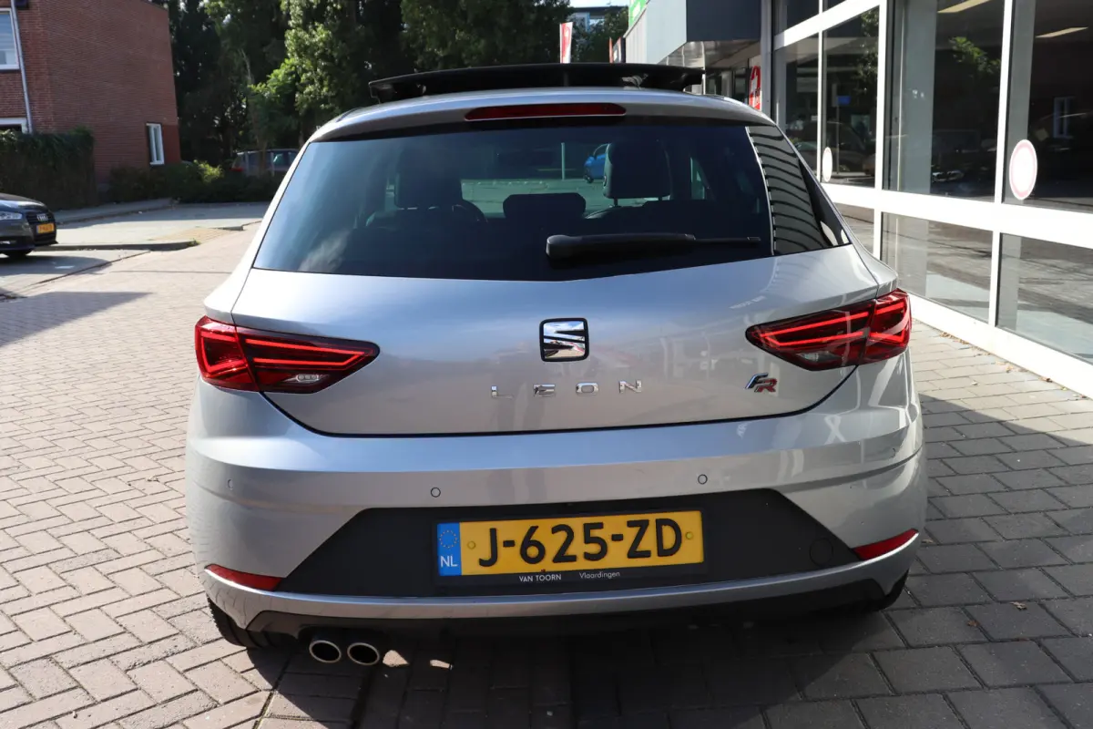 1.5 TSI FR Ultimate Edition Black. Automaat , panoramadak.