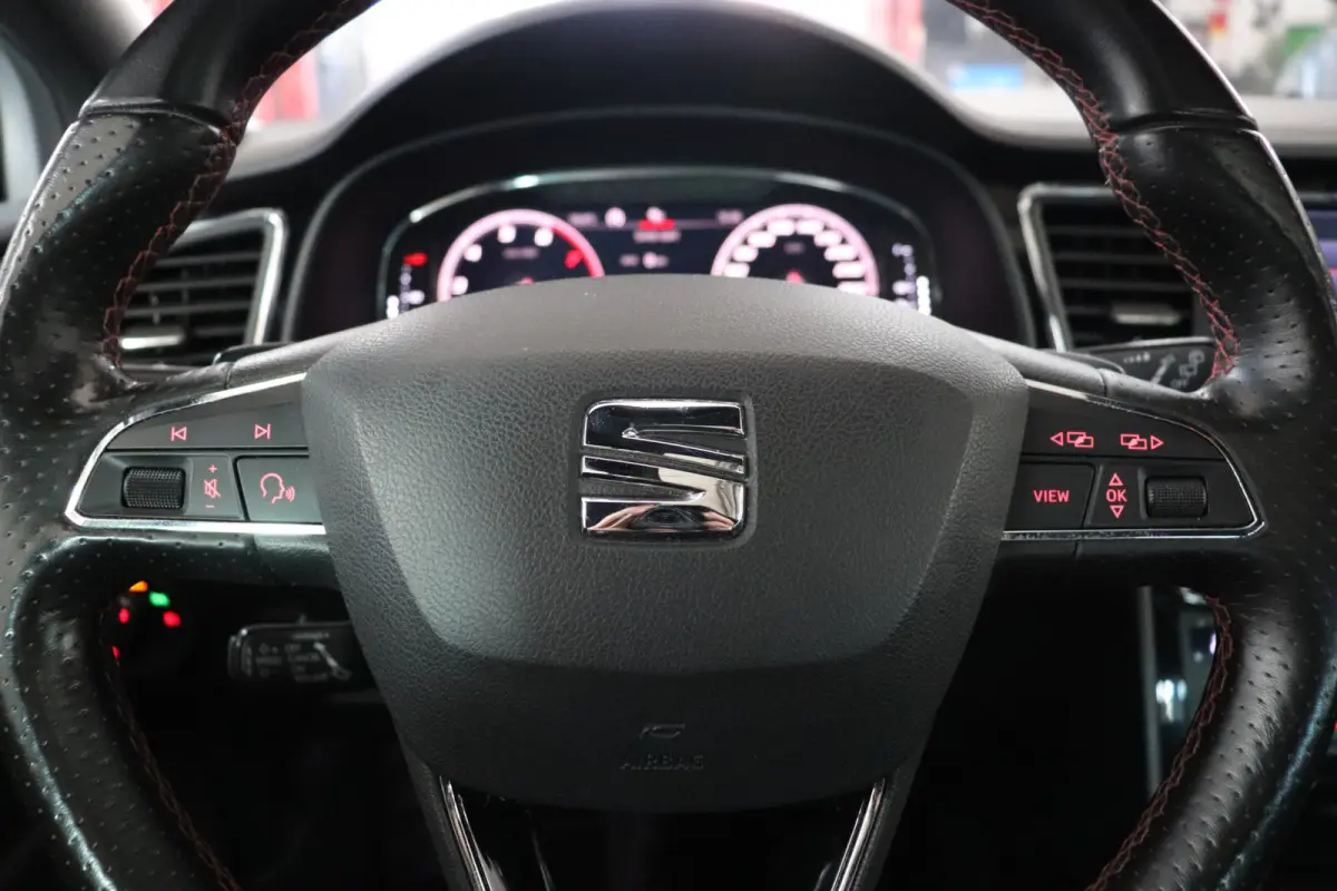 1.5 TSI FR Ultimate Edition Black. Automaat , panoramadak.