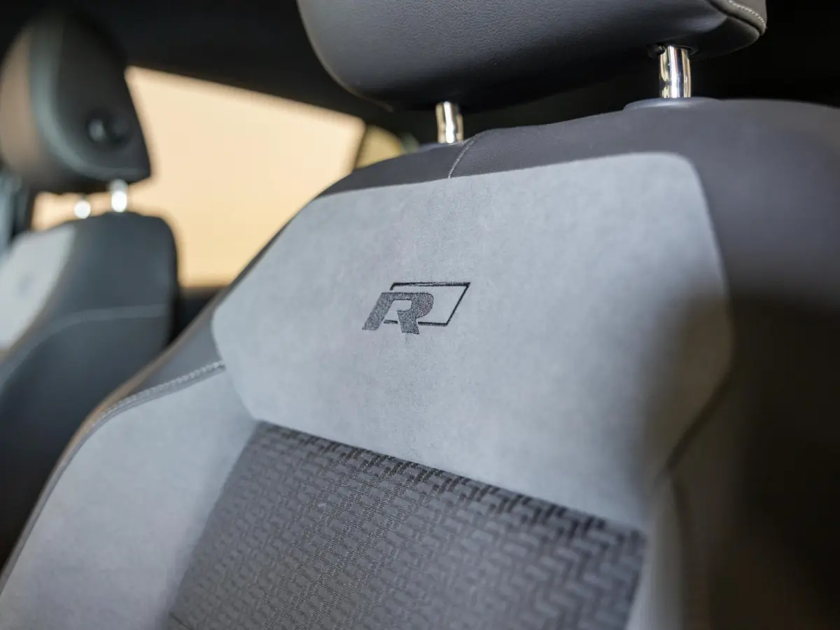 1.5 TSI 2x R-Line / 150pk / Trekhaak / Stoelverwarming / Virtual cockpit /