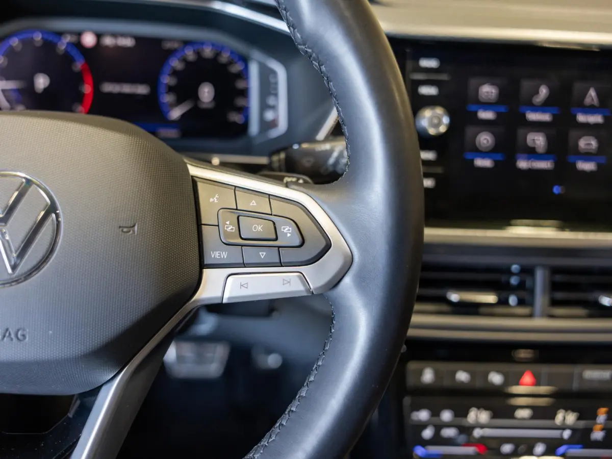 1.5 TSI 2x R-Line / 150pk / Trekhaak / Stoelverwarming / Virtual cockpit /