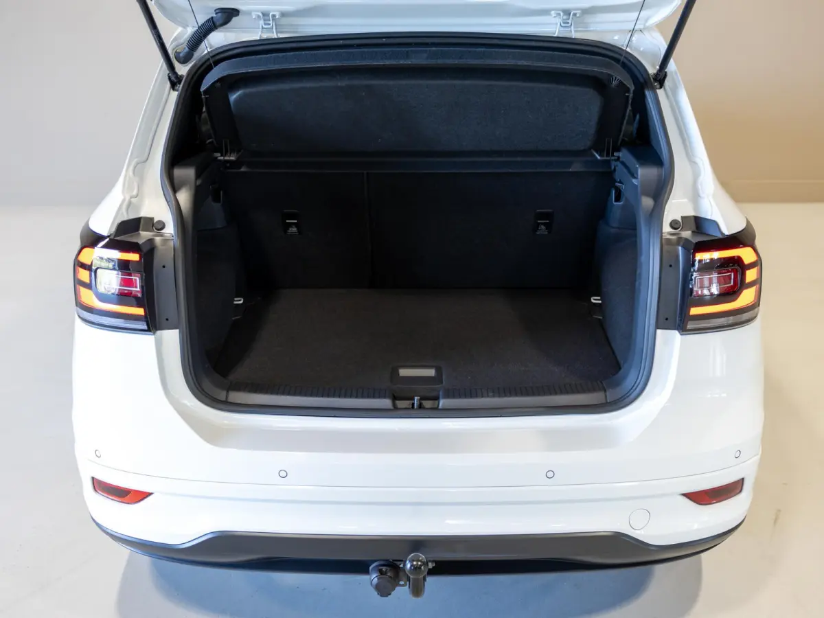 1.5 TSI 2x R-Line / 150pk / Trekhaak / Stoelverwarming / Virtual cockpit /