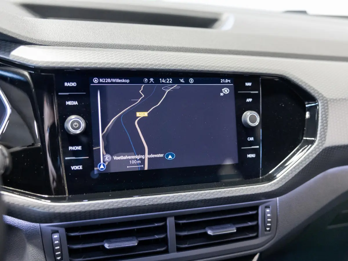 1.5 TSI 2x R-Line / 150pk / Trekhaak / Stoelverwarming / Virtual cockpit /