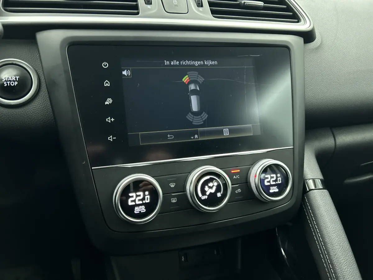 1.3 TCe 141PK / Trekhaak / Airco / Cruise-ctr. / Navigatie / Lmv 17" / Pdc v+a / Apk 10-2026
