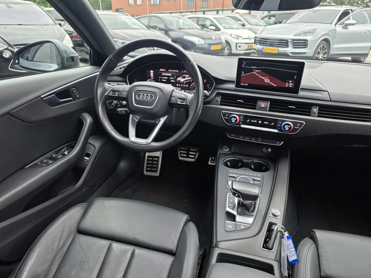 2.0 TFSI MHEV Sport S line black edition | PANO | HUD | ACC | 19 INCH | LEDER | CAMERA