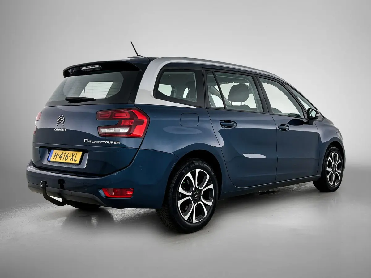 7Pers. 1.2 131PK Automaat Business (Distributie bij155Dkm vv. )  Navigatie / Cruise ctr. / Trekhaak / Airco-climate / Apple Carplay / Apk nieuw