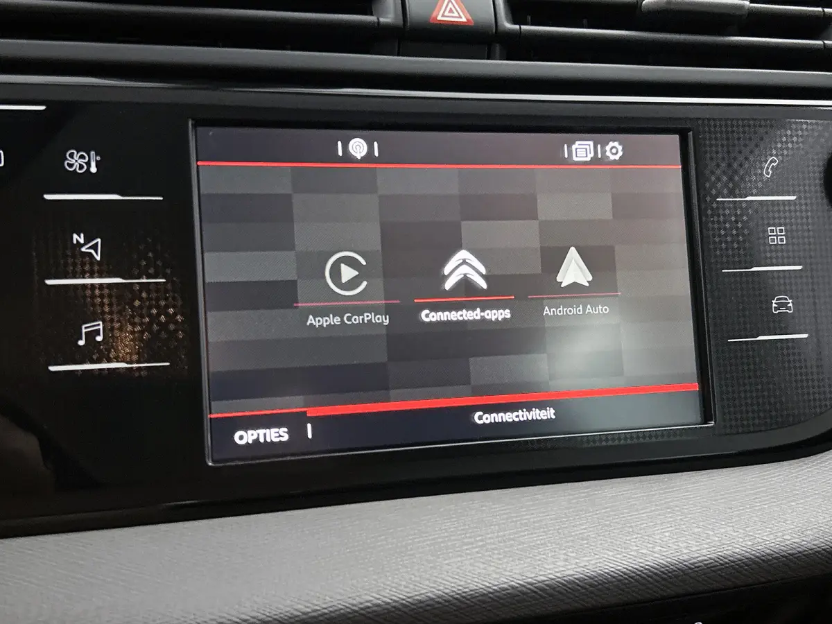 7Pers. 1.2 131PK Automaat Business (Distributie bij155Dkm vv. )  Navigatie / Cruise ctr. / Trekhaak / Airco-climate / Apple Carplay / Apk nieuw