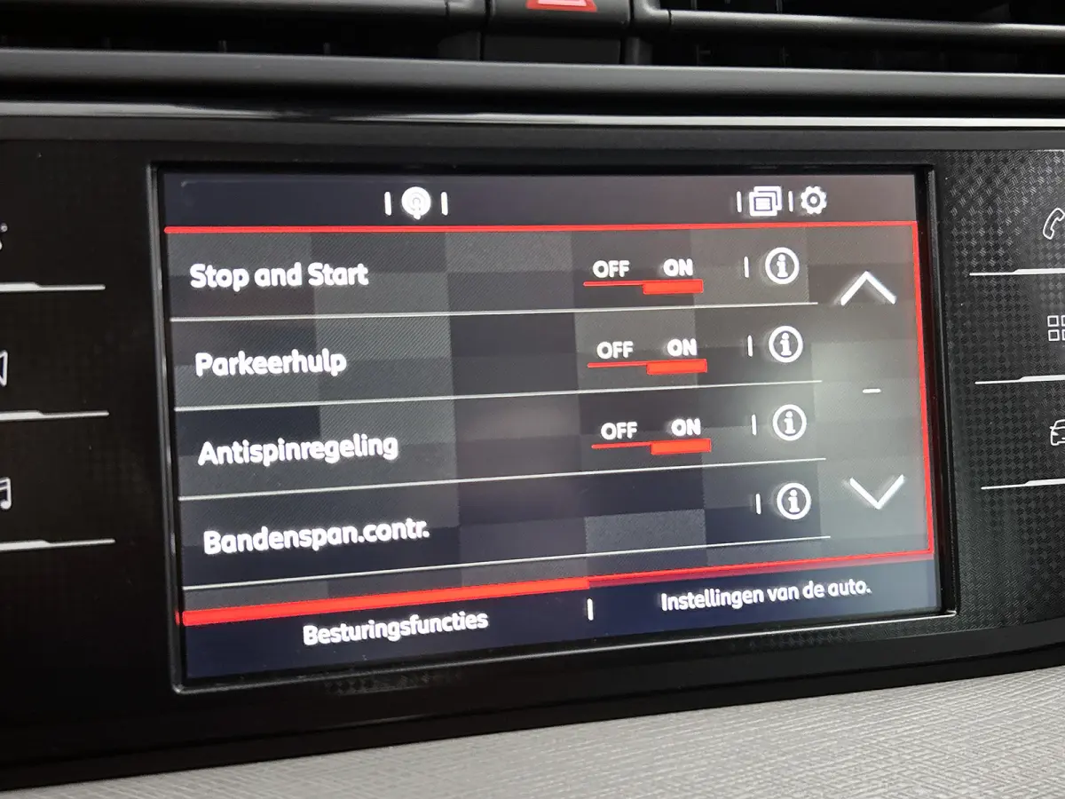 7Pers. 1.2 131PK Automaat Business (Distributie bij155Dkm vv. )  Navigatie / Cruise ctr. / Trekhaak / Airco-climate / Apple Carplay / Apk nieuw