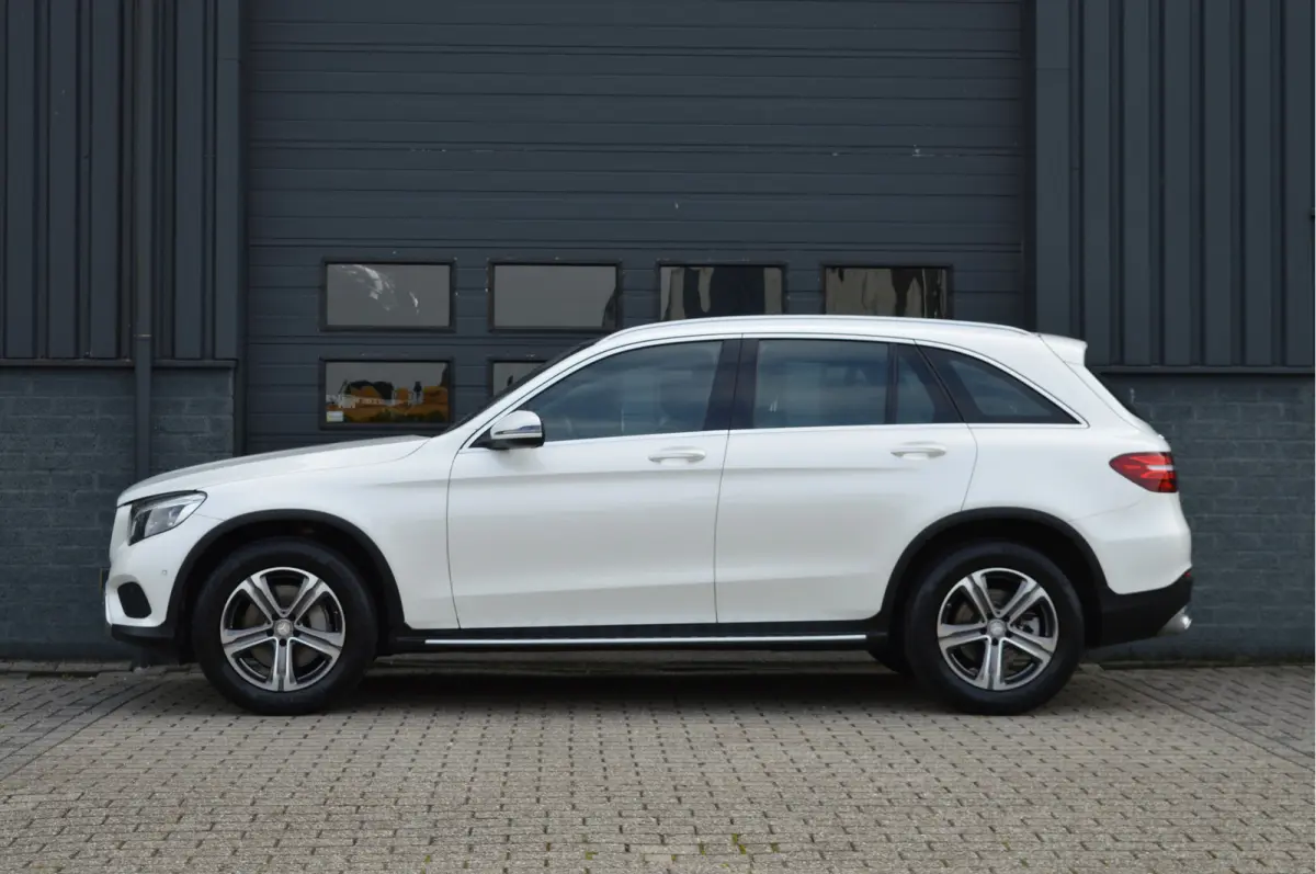 250 4MATIC Prestige | PANO | LUCHTVERING | TREKHAAK | CAMERA |