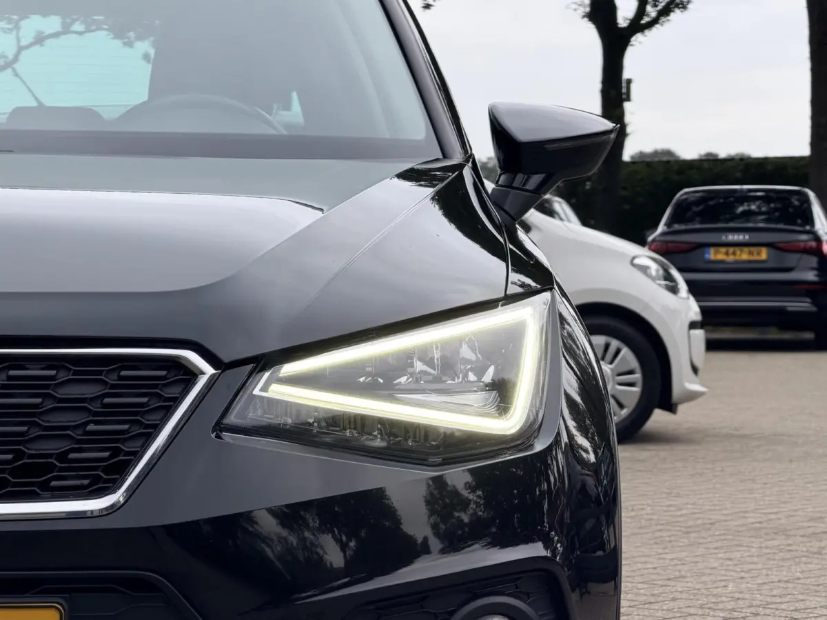 1.0 TSI Style Business Intense Plus| Camara | Keyless | Clima | Leder / Alcantara | NL Auto