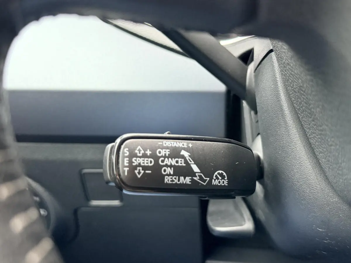 1.0 TSI Style Business Intense Plus| Camara | Keyless | Clima | Leder / Alcantara | NL Auto