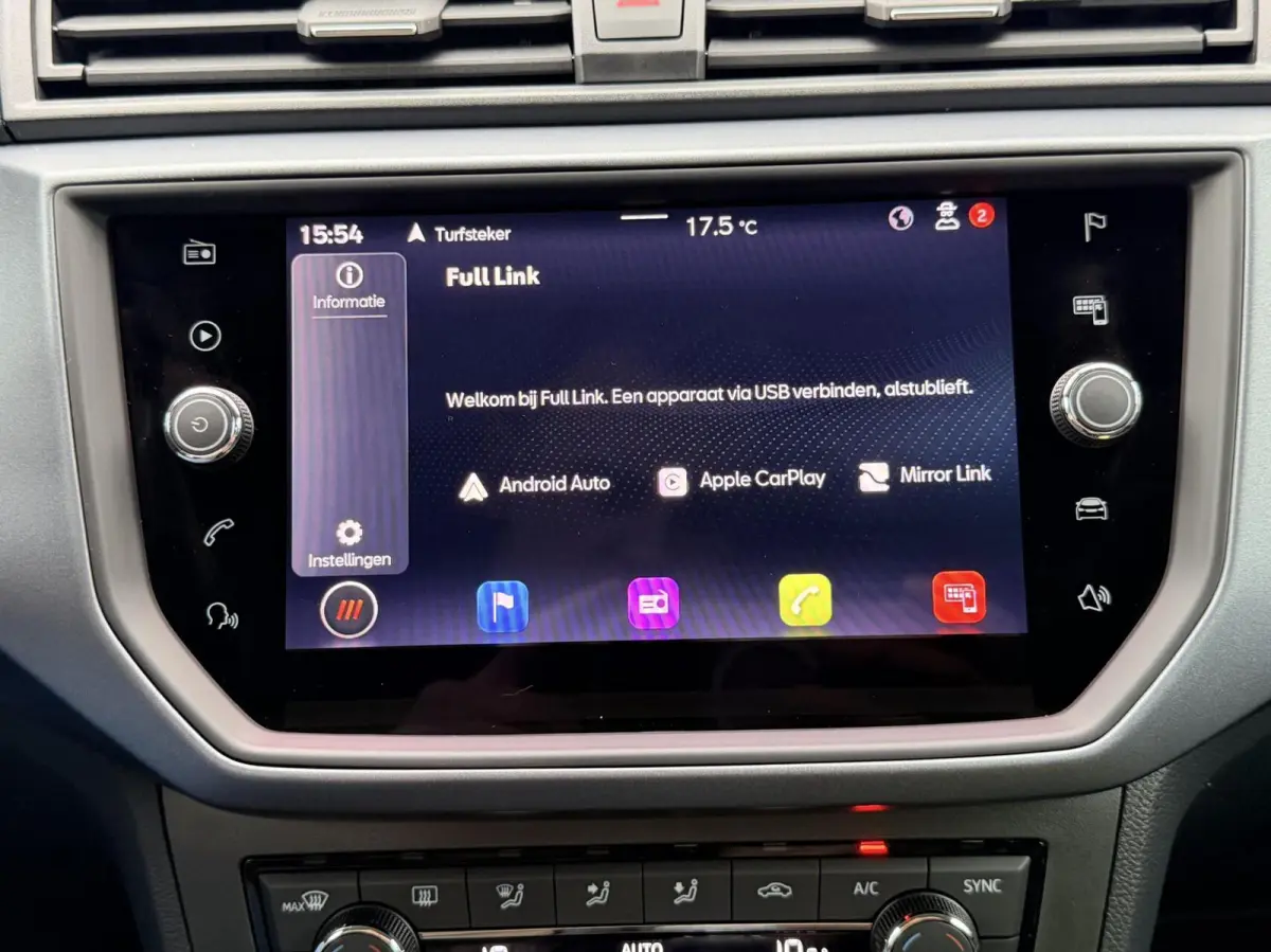 1.0 TSI Style Business Intense Plus| Camara | Keyless | Clima | Leder / Alcantara | NL Auto