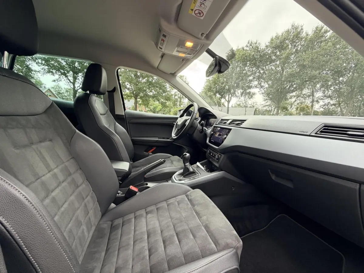 1.0 TSI Style Business Intense Plus| Camara | Keyless | Clima | Leder / Alcantara | NL Auto