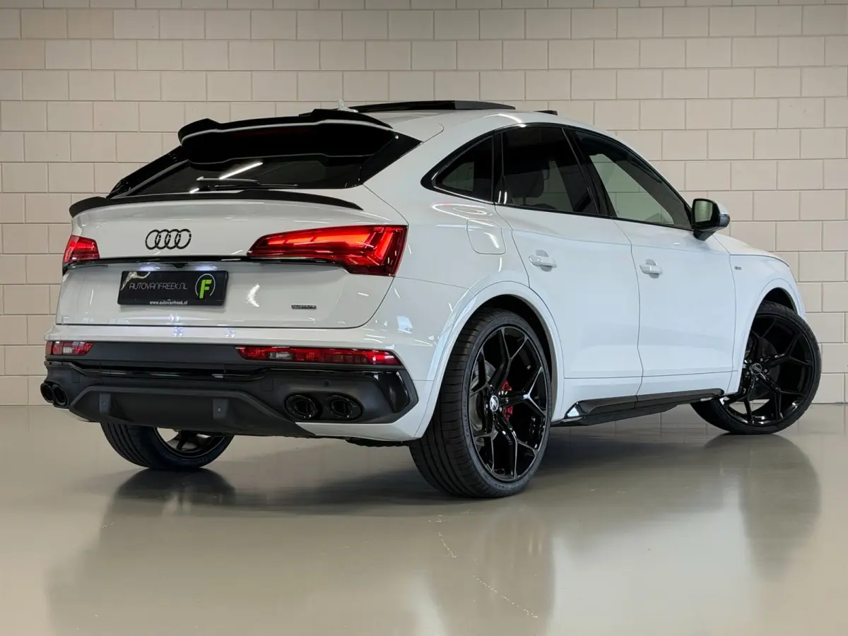50 TFSI e Quattro Competition Black Optic SQ5 | PANO | B&O | ELEK. STOEL | SFEER | 1E EIG | DEALER | CARPLAY