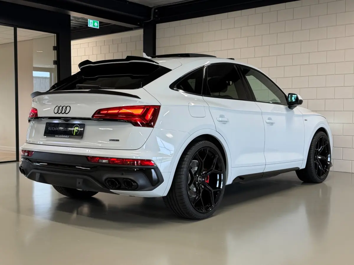 50 TFSI e Quattro Competition Black Optic SQ5 | PANO | B&O | ELEK. STOEL | SFEER | 1E EIG | DEALER | CARPLAY