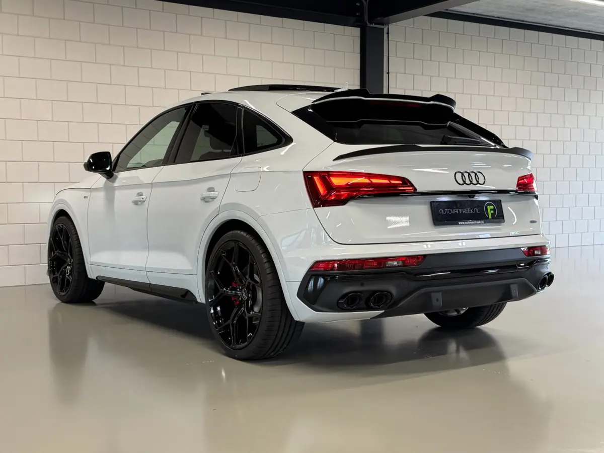 50 TFSI e Quattro Competition Black Optic SQ5 | PANO | B&O | ELEK. STOEL | SFEER | 1E EIG | DEALER | CARPLAY