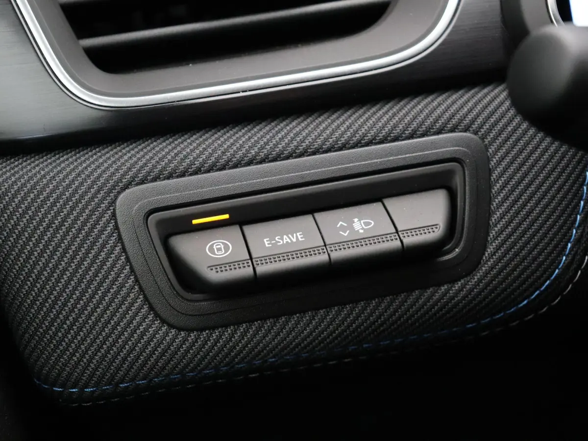 E-Tech full hybrid 160pk esprit Alpine | Elektrisch verstelbare bestuurdersstoel | Stoel/Stuurverwarming | Voorruitverwarming | 360* Camera |