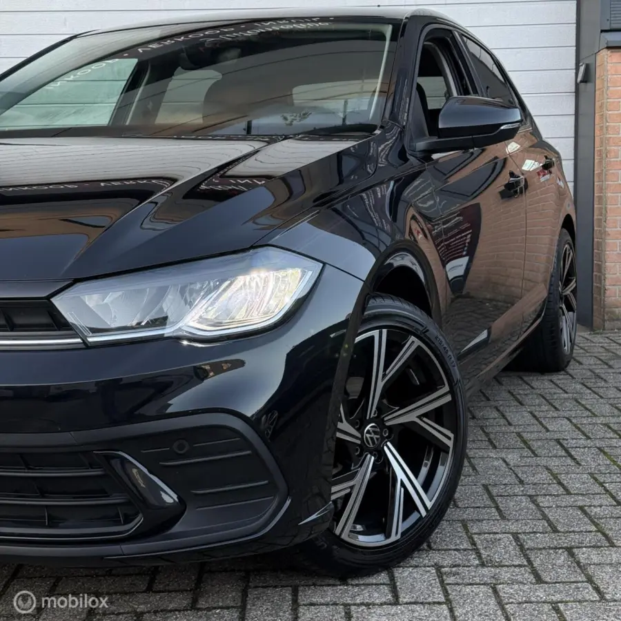 1.0 TSI Business / KEYLESS / IQ DRIVE / CARP