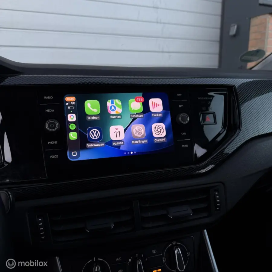 1.0 TSI Business / KEYLESS / IQ DRIVE / CARP