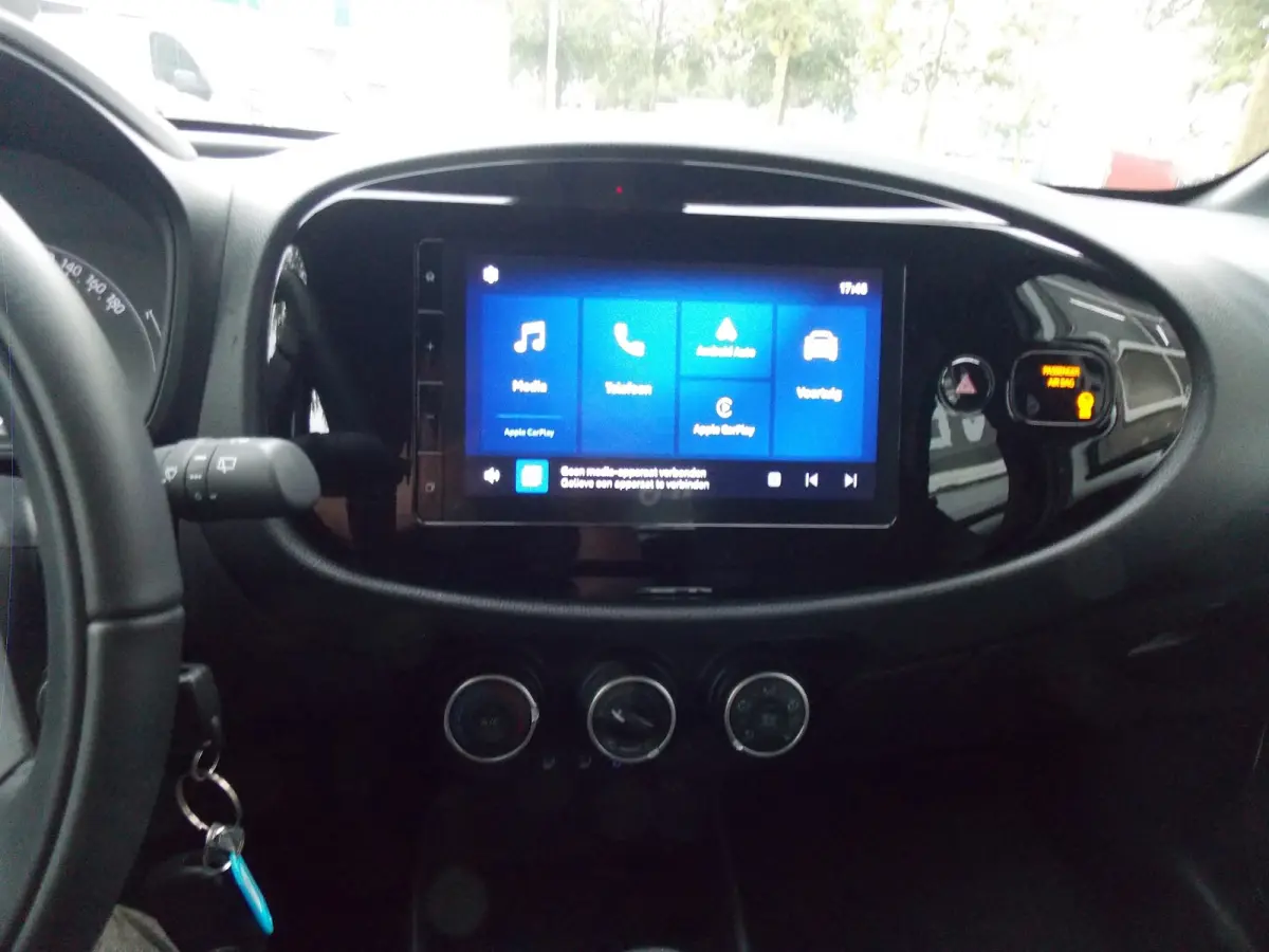 1.0 VVT-i S-CVT Play Automaat Airco Elek Pakket 5Deurs 2025bj GARANTIE