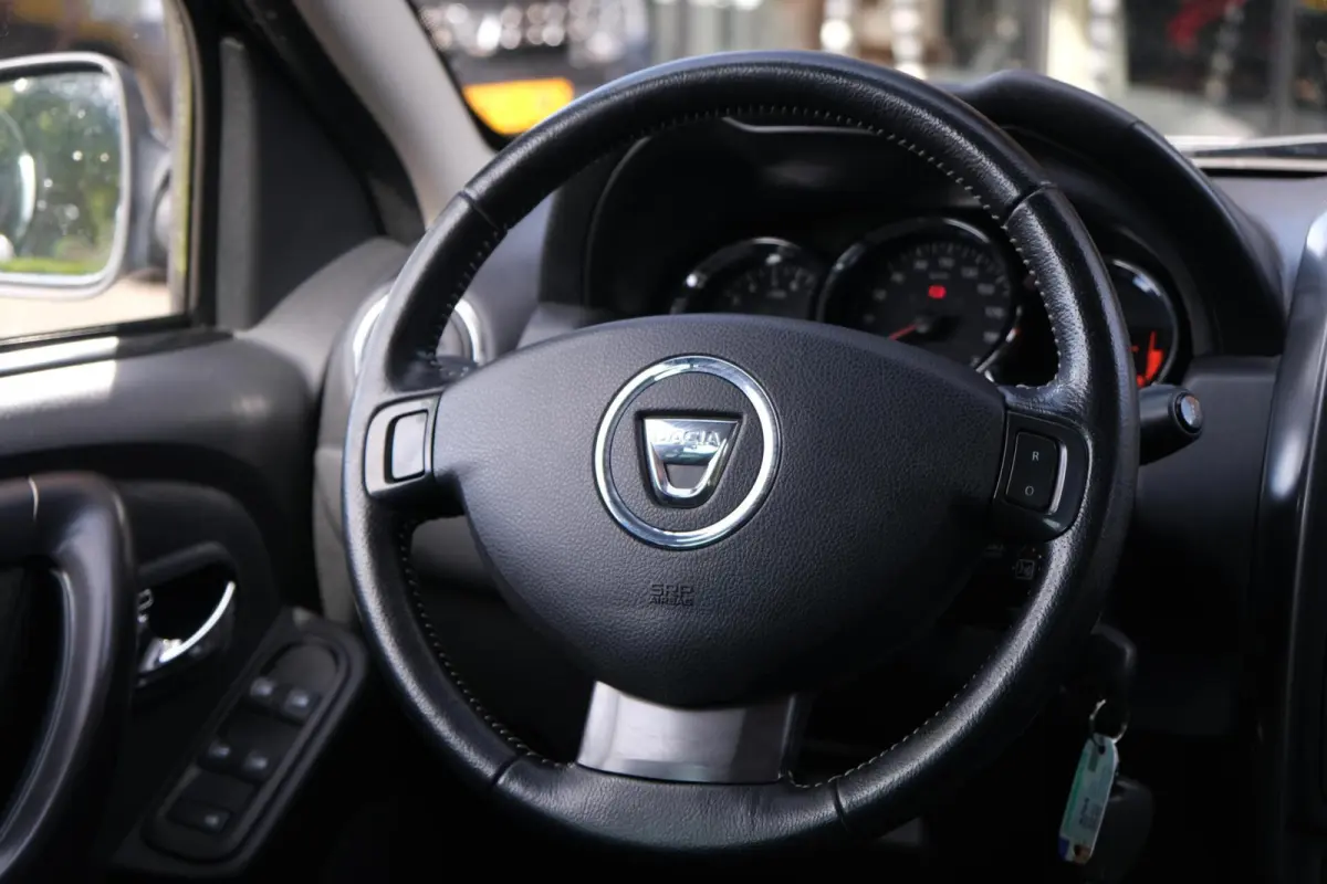 1.2 TCe 4x2 Prestige|Rijklaar!|Trekhaak|PDC|Leer|Bluetooth|Dealeronderhouden|Ketting v.v.