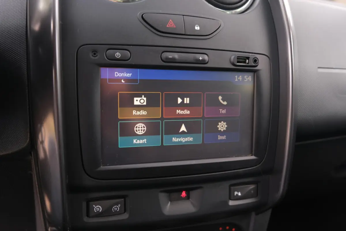 1.2 TCe 4x2 Prestige|Rijklaar!|Trekhaak|PDC|Leer|Bluetooth|Dealeronderhouden|Ketting v.v.