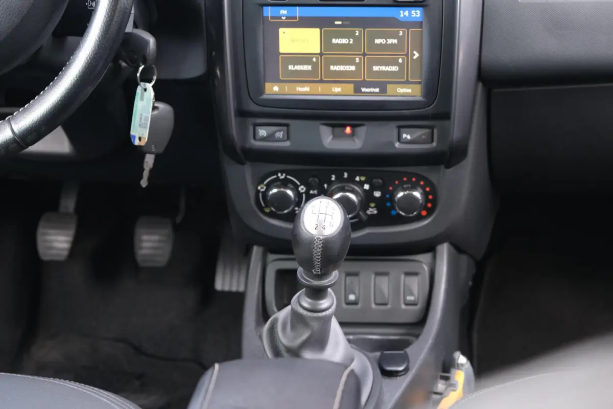 1.2 TCe 4x2 Prestige|Rijklaar!|Trekhaak|PDC|Leer|Bluetooth|Dealeronderhouden|Ketting v.v.
