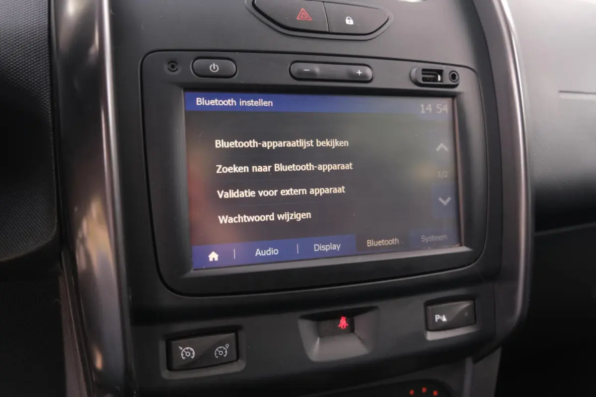 1.2 TCe 4x2 Prestige|Rijklaar!|Trekhaak|PDC|Leer|Bluetooth|Dealeronderhouden|Ketting v.v.