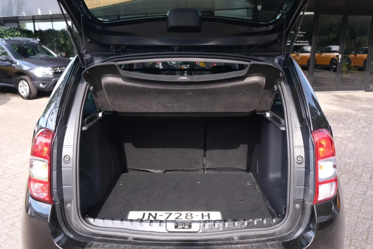 1.2 TCe 4x2 Prestige|Rijklaar!|Trekhaak|PDC|Leer|Bluetooth|Dealeronderhouden|Ketting v.v.
