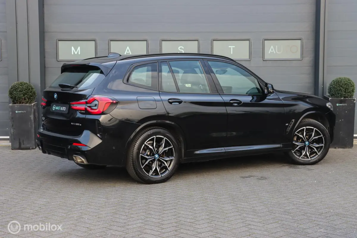 xDrive30e High Executive|M-Sport|Camera|LED|Apple carplay