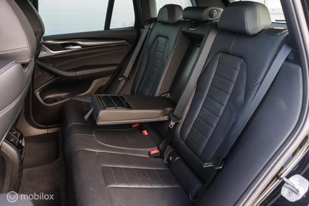 xDrive30e High Executive|M-Sport|Camera|LED|Apple carplay