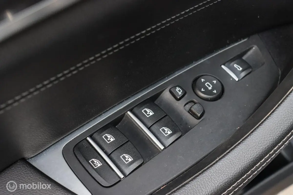 xDrive30e High Executive|M-Sport|Camera|LED|Apple carplay