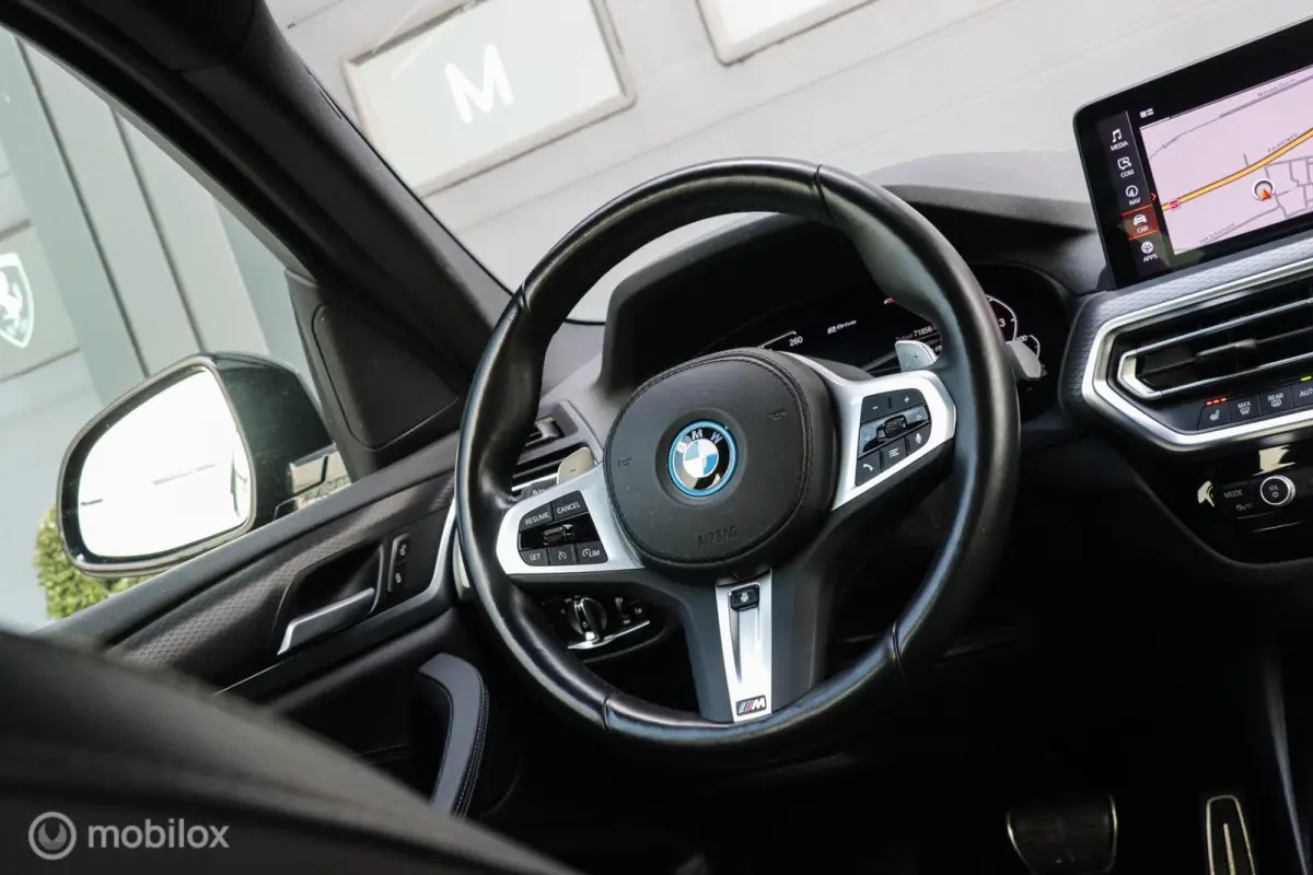 xDrive30e High Executive|M-Sport|Camera|LED|Apple carplay