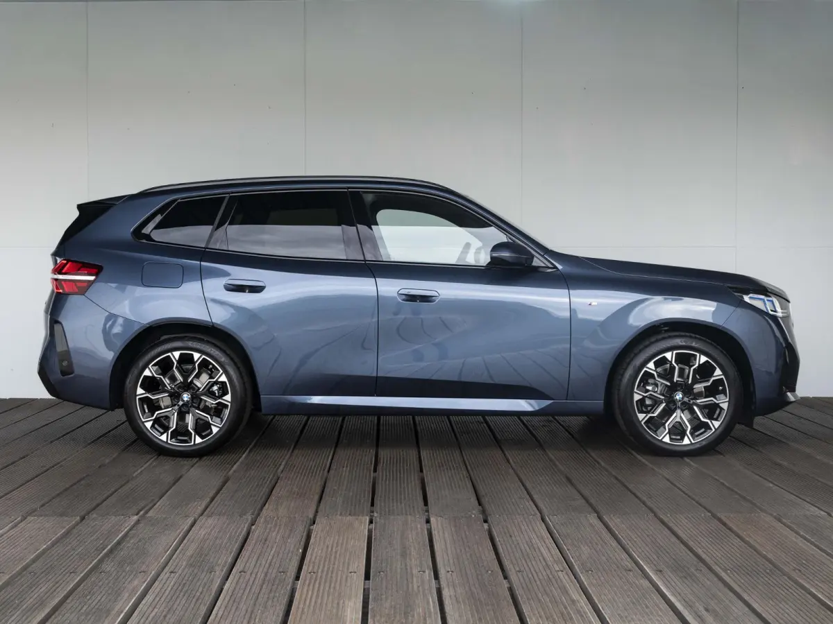 xDrive30e | SoH 100% | M Sportpakket | Comfort Access | 20 inch | Panoramadak | Driving Assistant | Harman Kardon | Trekhaak
