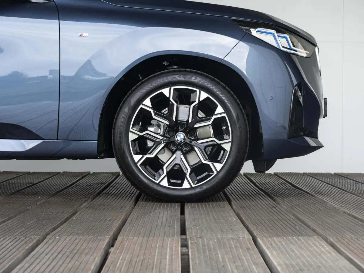 xDrive30e | SoH 100% | M Sportpakket | Comfort Access | 20 inch | Panoramadak | Driving Assistant | Harman Kardon | Trekhaak