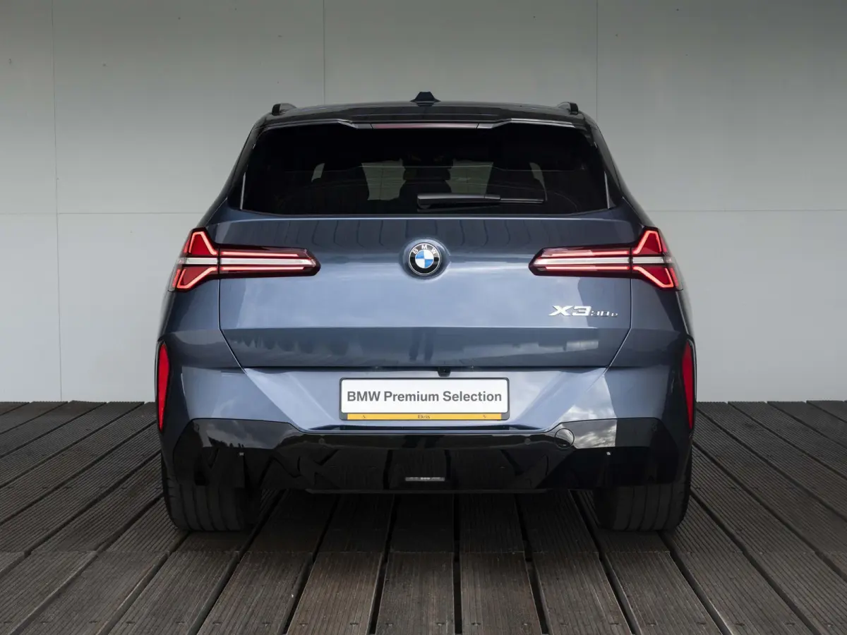 xDrive30e | SoH 100% | M Sportpakket | Comfort Access | 20 inch | Panoramadak | Driving Assistant | Harman Kardon | Trekhaak
