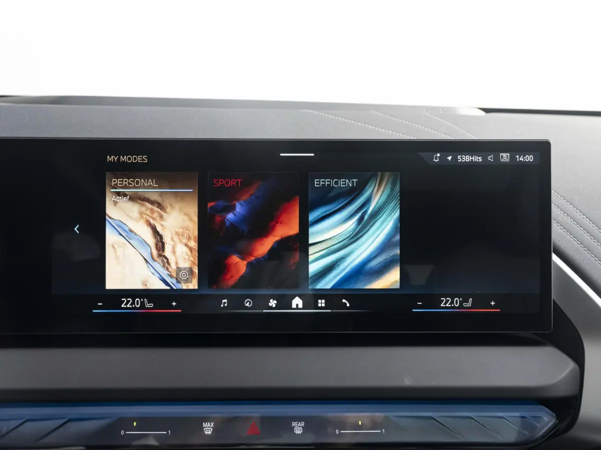 xDrive30e | SoH 100% | M Sportpakket | Comfort Access | 20 inch | Panoramadak | Driving Assistant | Harman Kardon | Trekhaak