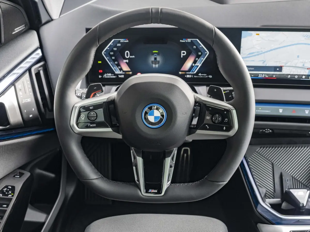 xDrive30e | SoH 100% | M Sportpakket | Comfort Access | 20 inch | Panoramadak | Driving Assistant | Harman Kardon | Trekhaak